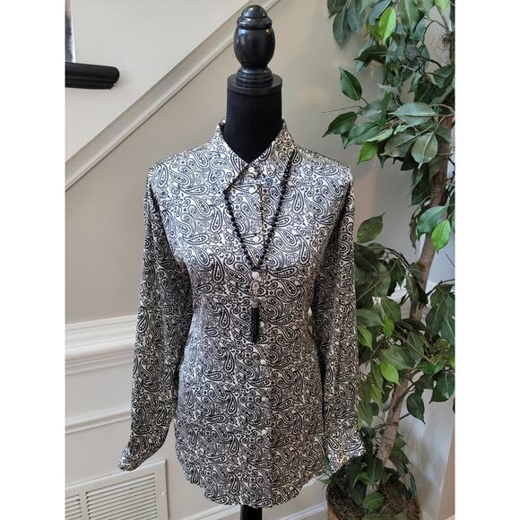 Zara Tops - Zara Blouse Women's Size XL Black White Paisley Button Front Long Sleeve Shirt